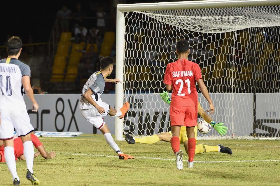 Philippines striker Patrick Reichelt scores the only goal against Singapore in their AFF Suzuki Cup group-stage match on 13 November, 2018. (PHOTO: AFF Suzuki Cup)