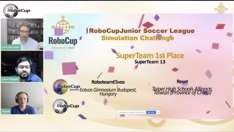 Team Reset from Taiwan and Team RoboteamE5vos from Hungary wins SuperTeam First Place on Monday (Photo courtesy of Dorothy Chou)