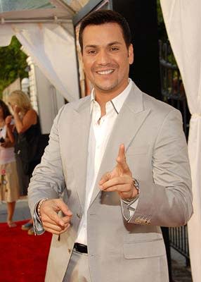 Victor Manuelle at the San Juan, Puerto Rico premiere of Picturehouse's El Cantante