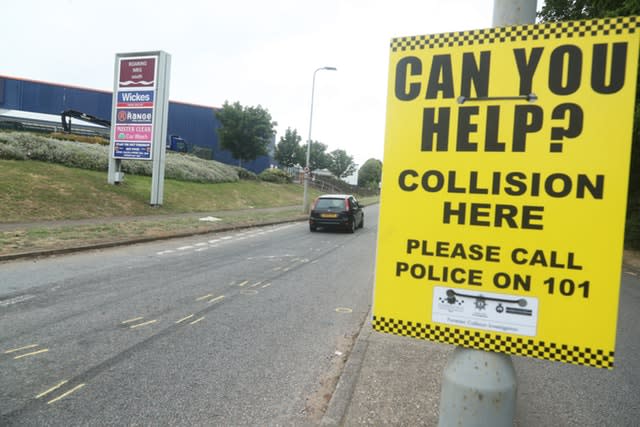 14 people injured after two cars crash in Stevenage