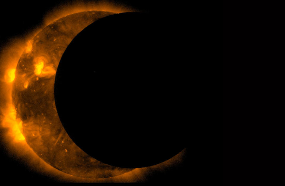 Dark Science: Total Solar Eclipse Gives Researchers Brief Window