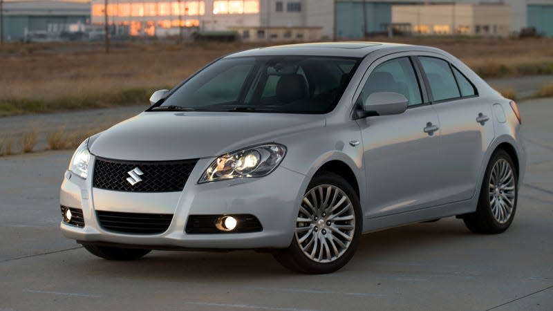 2009 Suzuki Kizashi front quarter view