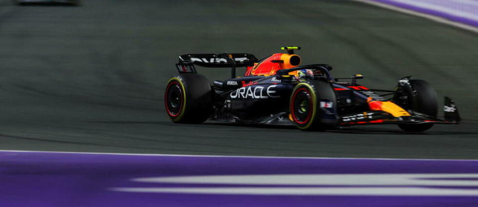 Parti en pôle position sur sa Red Bull, Sergio Perez a gardé la tête jusqu'à l'arrivée du Grand Prix d'Arabie saoudite, deuxième manche du Championnat du monde de Formule 1.  - Credit:DPPI / DPPI Media / DPPI via AFP