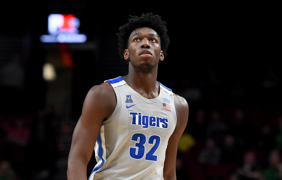 James Wiseman #32 of the Memphis Tigers walks up the court during a game against the Oregon Ducks on Nov. 12, 2019 in Portland, Oregon. (Steve Dykes/Getty Images)