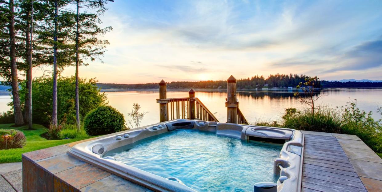 romantic breaks with hot tubs