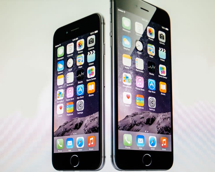 Bei Aldi gibt's bald das große iPhone - aber lohnt sich das Angebot? (Bild: ddp)