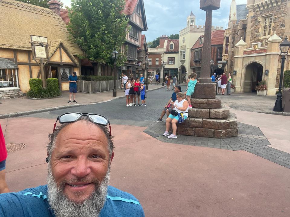 Murray Krasnoff takes a smiling selfie at Disney World.