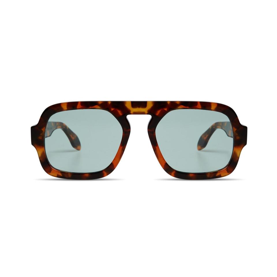 <p><a href="https://elisajohnson.co/collections/all/products/jane-in-brown-tortoise" rel="nofollow noopener" target="_blank" data-ylk="slk:Shop Now;elm:context_link;itc:0;sec:content-canvas" class="link ">Shop Now</a></p><p>Jane in Brown Tortoise</p><p>$140.00</p><p>elisajohnson.co</p><span class="copyright">Elissa Johnson</span>