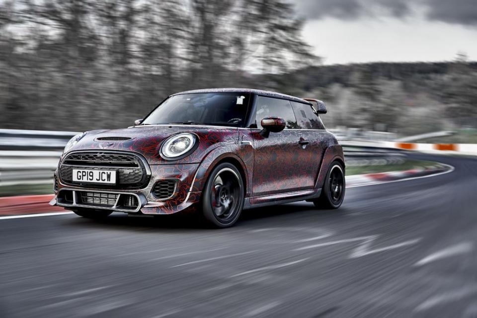 3-2020-mini-john-cooper-works-gp-24