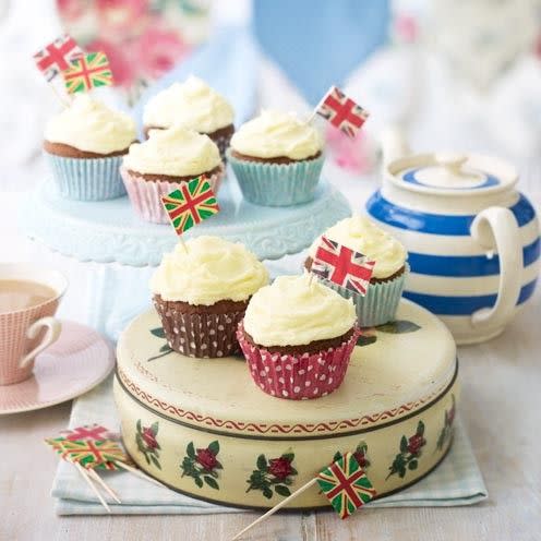 <p>If you lead a hectic lifestyle, then these cupcakes are for you. They only take 35 minutes to make, meaning you don't have to forego your chocolate hit, no matter how busy you are.<strong><br><br>Recipe: </strong><strong><a href="https://www.goodhousekeeping.com/uk/food/recipes/easy-chocolate-cupcakes" rel="nofollow noopener" target="_blank" data-ylk="slk:Easy Chocolate Cupcake;elm:context_link;itc:0;sec:content-canvas" class="link ">Easy Chocolate Cupcake</a></strong><br><br></p>