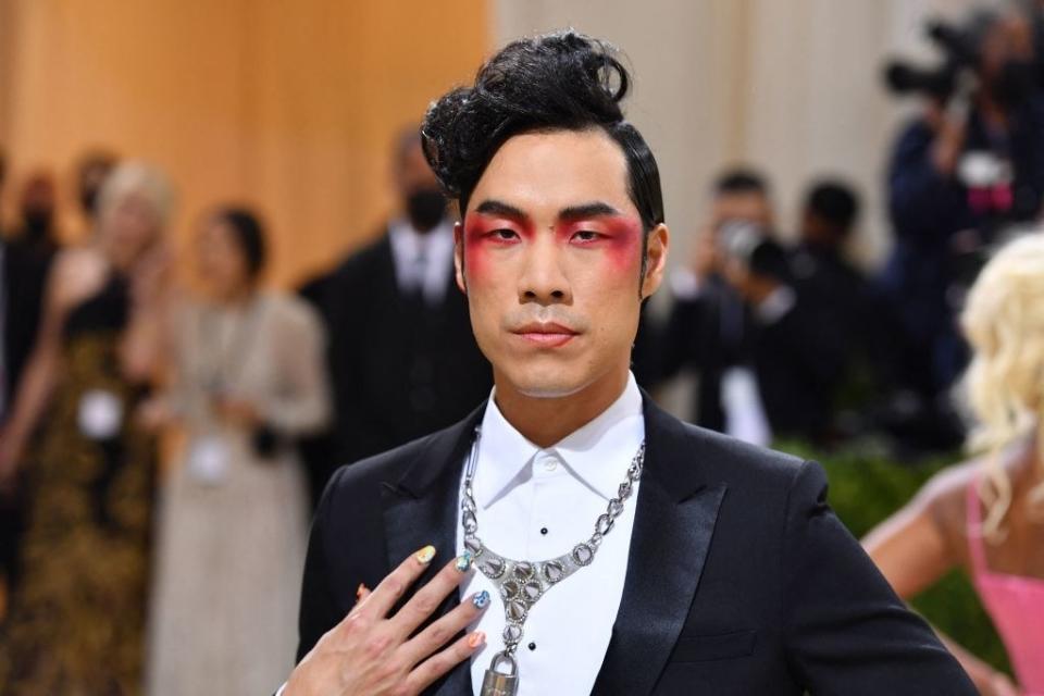 Remember when I said men don't really understand the assignment when it comes to the Met Gala? Yeah, Eugene is not one of those men. The BuzzFeed alum's bright-red editorial makeup is the stuff of Vogue covers. 