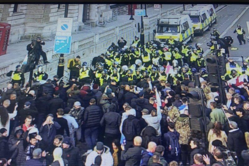 Palestinian supporters clashed with far-right counter-protestors during a major demonstration in central London Saturday that drew hundreds of thousands of people. Photo courtesy of London Metropolitan Police