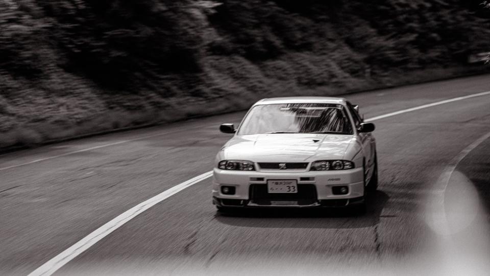 nissan skyline gtr