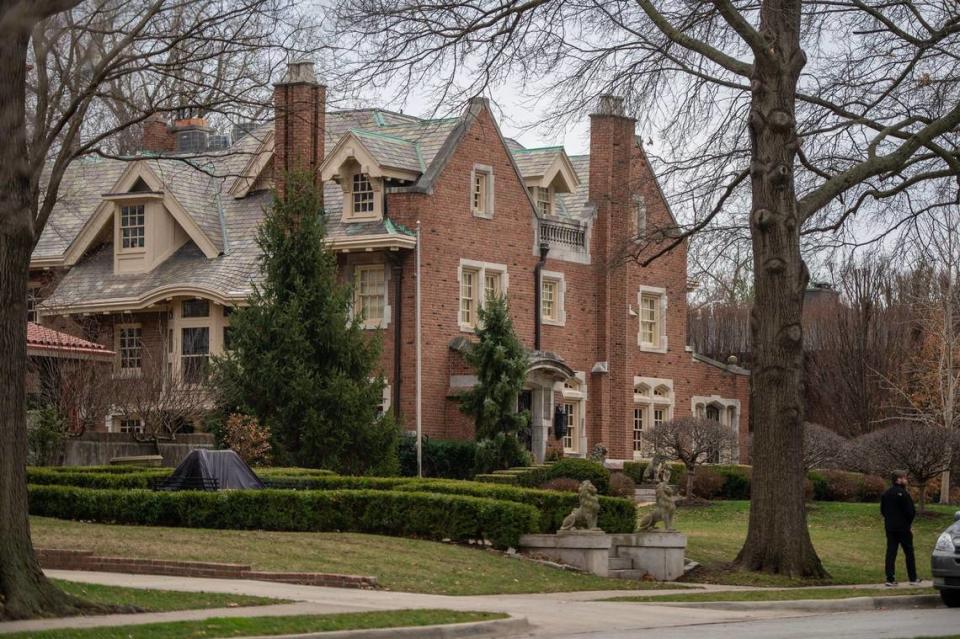 A Victorian style house is seen along Janssen Place on Friday, March 22, 2023, in Hyde Park.