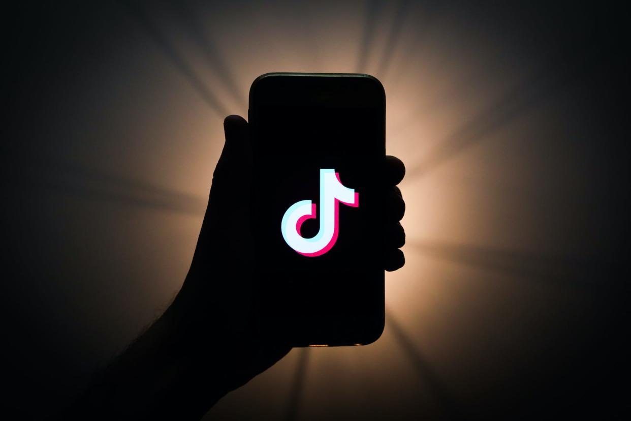 tiktok logo