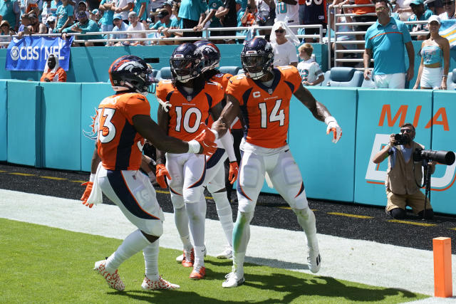 Sunday's NFL: Miami Dolphins rout Denver Broncos, 70-20