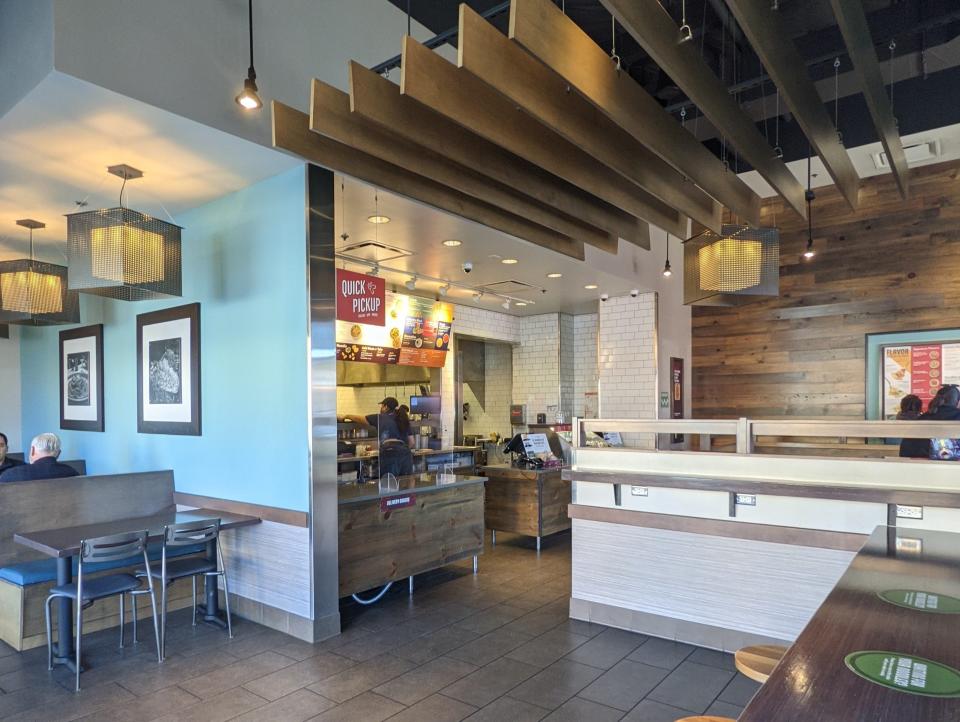 Noodles & Company dining area