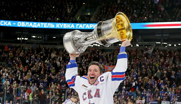 ST PETERSBURG, RUSSIA - APRIL 18, 2017: SKA St Petersburg's Ilya Kovalchuk holds the KHL Gagarin Cup after a friendly match with participation of SKA St Petersburg's current roster, management and coaching staff as part of an event to celebrate HC SKA St Petersburg's victory in the 2016/2017 Kontinental Hockey League Championship, at Ice Palace. Alexander Demianchuk/TASS (Photo by Alexander DemianchukTASS via Getty Images)