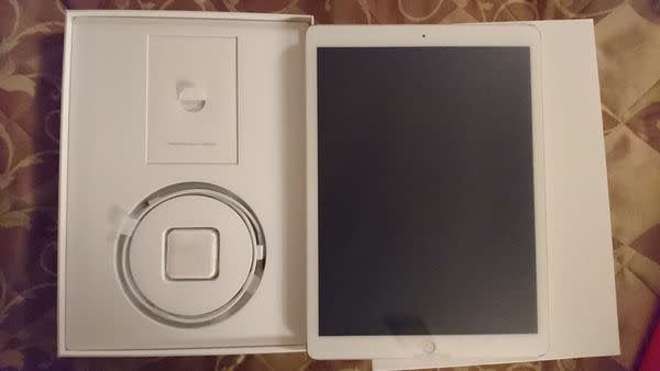 開箱! iPad Pro 金色128G日本買省很大