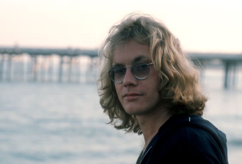 UNSPECIFIED - CIRCA 1970: Photo of Warren Zevon Photo by Michael Ochs Archives/Getty Images