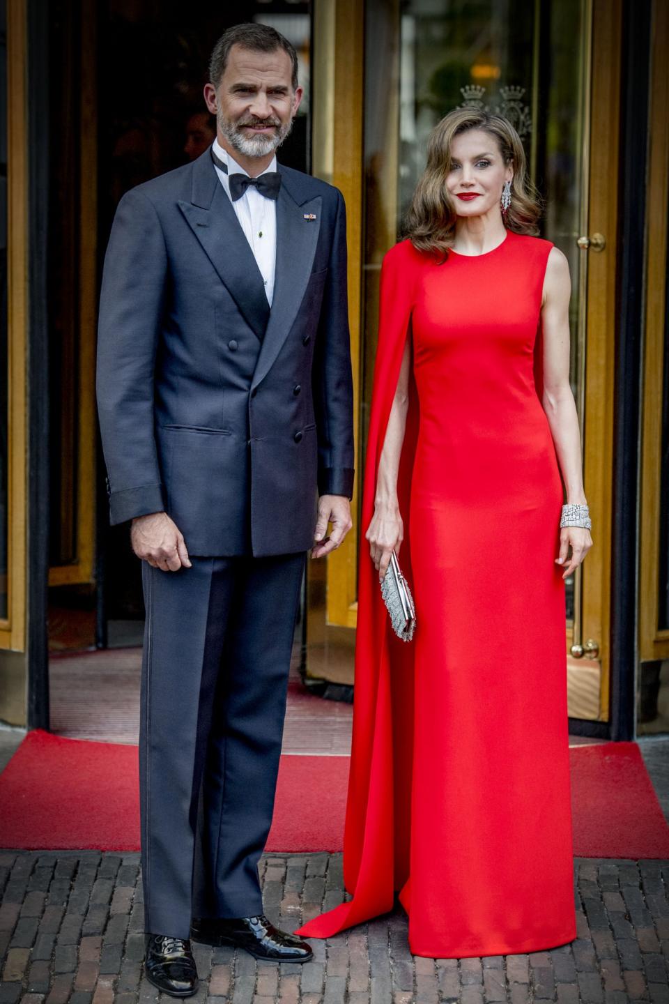 Letizia espectacular con este red look