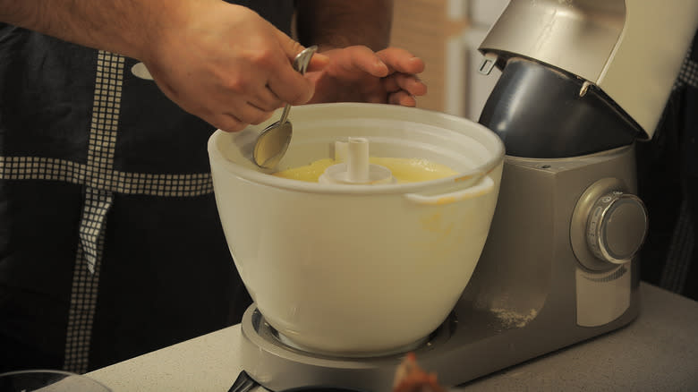 Ice cream in food processor