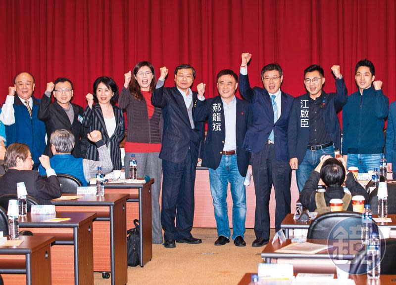 郝龍斌20日出席國民黨立法實務研討會，再次強調要杜絕政治買辦文化，與江啟臣互別苗頭。