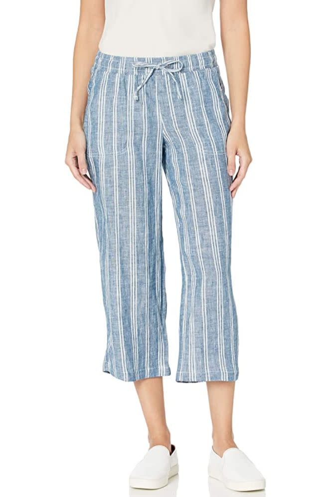 These pants come in sizes XS to XXL. <a href="https://amzn.to/2WGETaf" target="_blank" rel="noopener noreferrer">Find them for $25 at Amazon</a>.