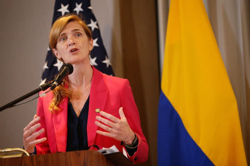 Samantha Power, la administradora de la Agencia de Estados Unidos para el Desarrollo Internacional (USAID), habla durante una conferencia de prensa de la delegación presidencial de Estados Unidos para la toma de posesión del presidente colombiano Gustavo Petro, en Bogotá