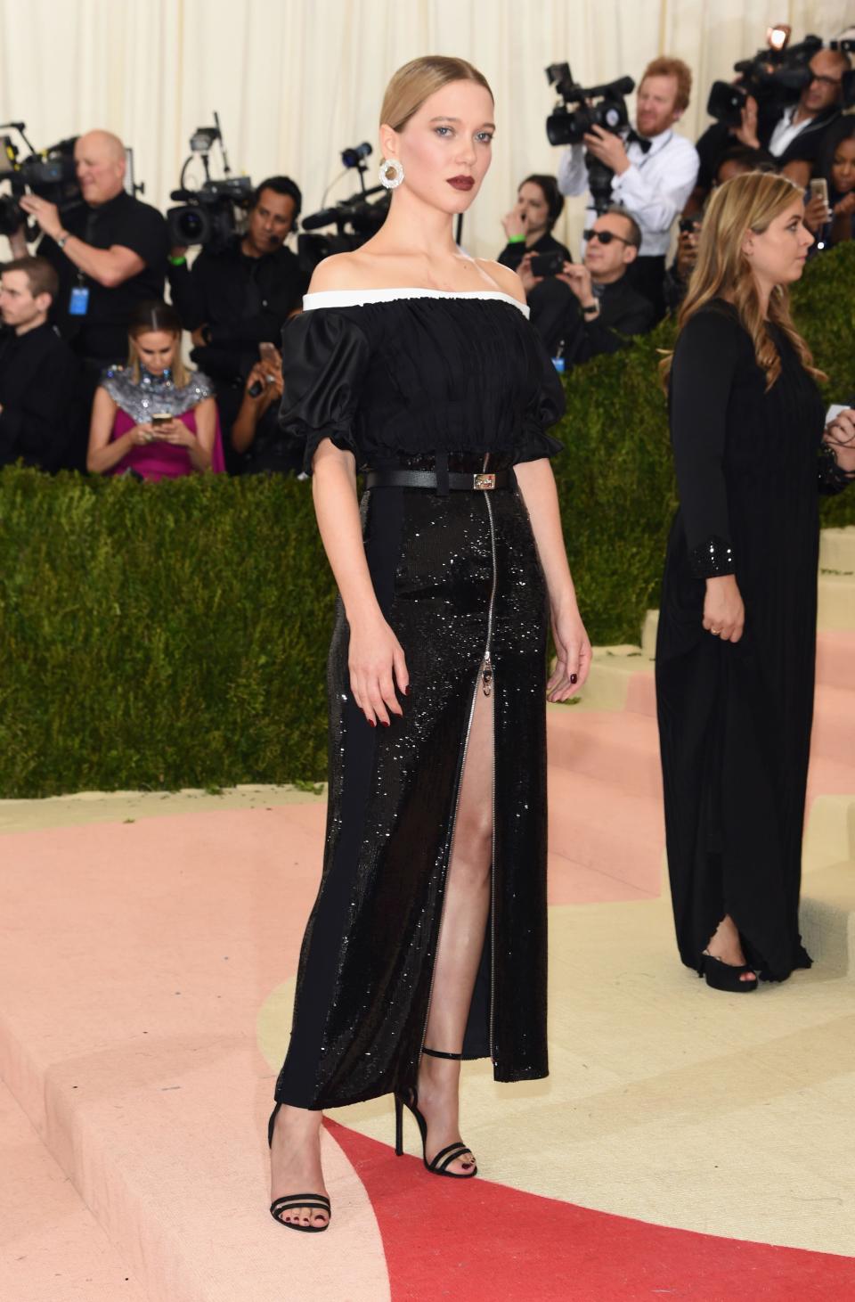 <h1 class="title">Léa Seydoux in a Louis Vuitton dress and Chopard jewelry</h1><cite class="credit">Photo: Getty Images</cite>