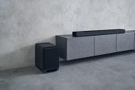 <p>Sony HT-A7000 soundbar, SA-SW5 subwoofer, SA-SW3 subwoofer and SA-RS3S speakers.</p> 