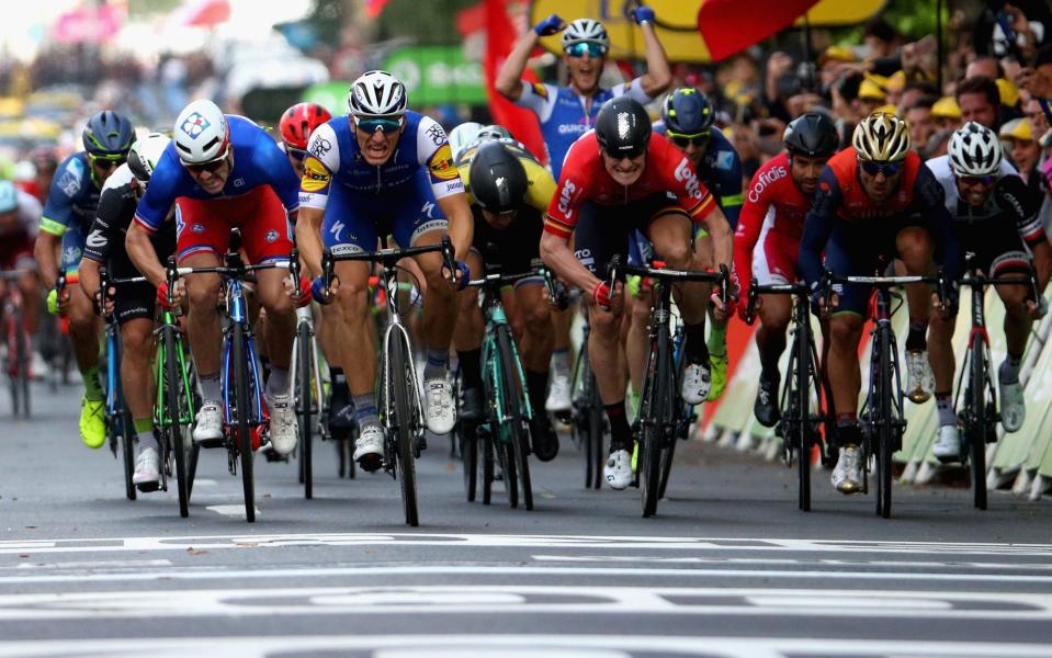 Marcel Kittel wins the race for the line - Credit: Chris Graythen/Getty Images