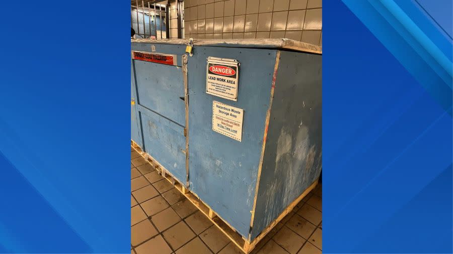 A waste container at Manhattan’s 137th Street-City College No. 1 train station. (PIX11 News)