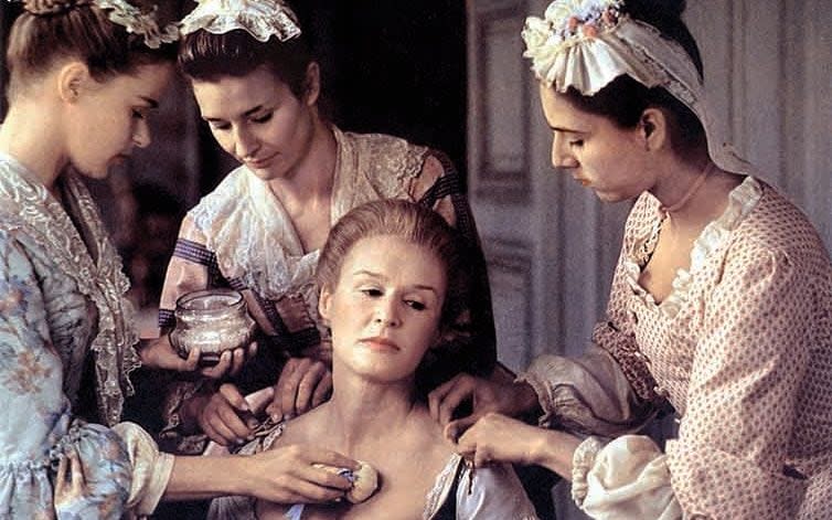 Close in Dangerous Liaisons, 1988 - Alamy