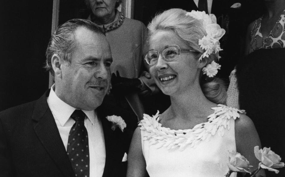 Wynne's marriage to Herma Van Buren was ruined by his alcoholism and violence - Hulton