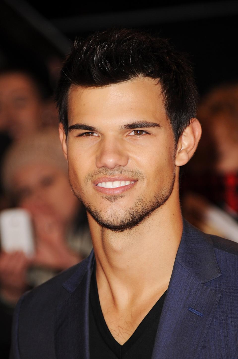 LONDON, ENGLAND - NOVEMBER 14: Taylor Lautner attends the UK Premiere of 'The Twilight Saga: Breaking Dawn - Part 2' at Odeon Leicester Square on November 14, 2012 in London, England. (Photo by Stuart Wilson/Getty Images)