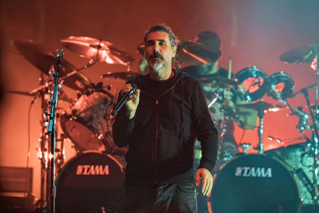 Serj Tankian Presenting Visual Art Exhibit in Los Angeles