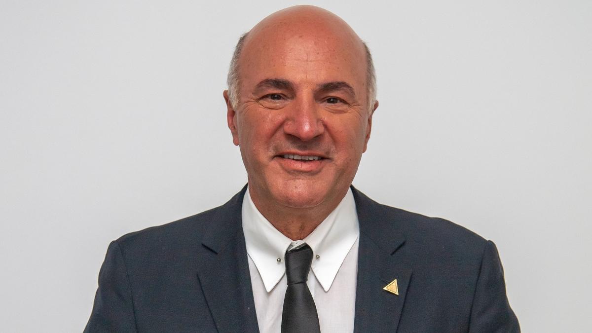 Kevin O'Leary Says Don't Loan Money to Family Members — Do This Instead