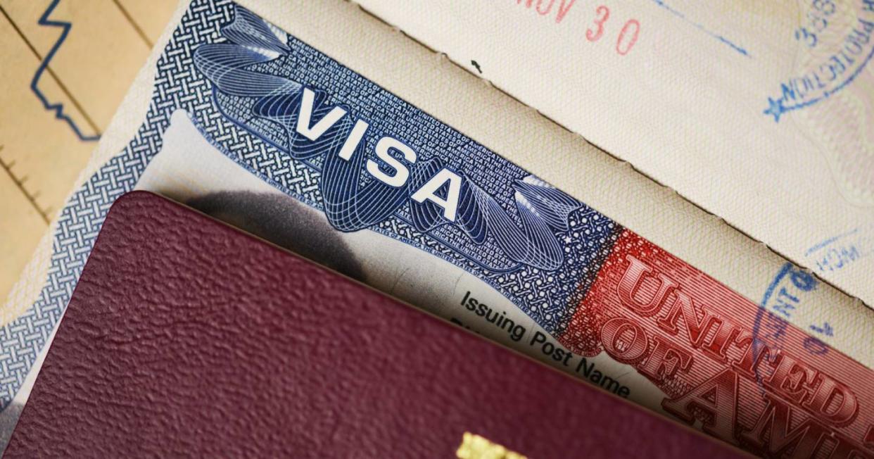 Esto es lo que no debes de decir en una entrevista de solicitud de visa, según un ex cónsul. Foto: Getty Images 