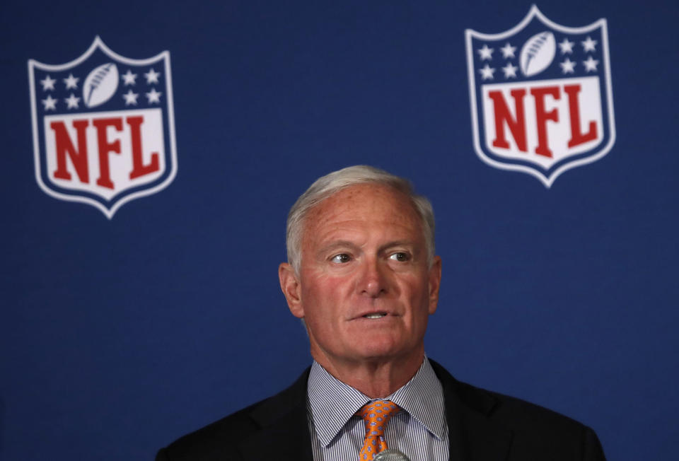 Cleveland Browns owner Jimmy Haslam, who is also CEO of Pilot Flying J truck stops, ended an advertising agreement with ESPN after a story about the Browns’ dysfunction. (AP)