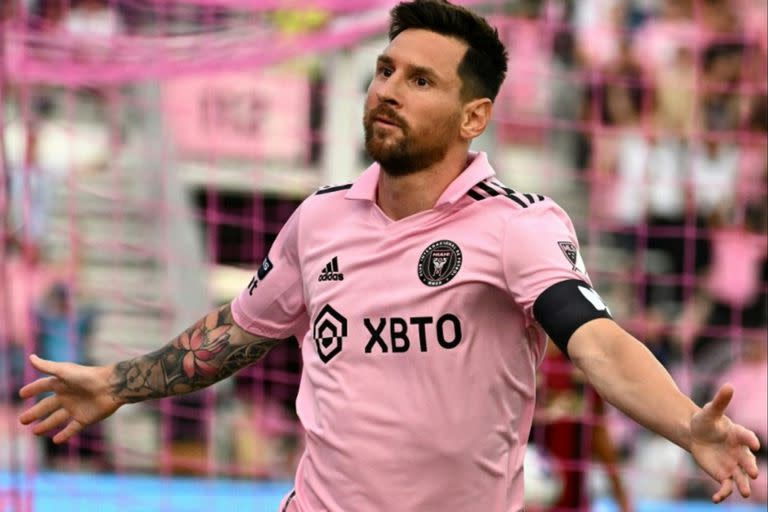 Messi anotó dos goles en el partido de Inter Miami contra Atlanta United (Foto: Twitter @InvictosSomos)