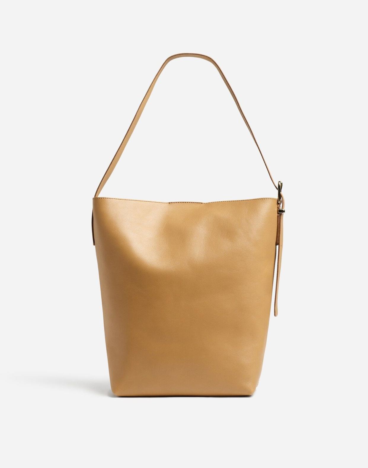 <p><a href="https://go.redirectingat.com?id=74968X1596630&url=https%3A%2F%2Fwww.madewell.com%2Fthe-essential-bucket-tote-in-leather-NN396.html&sref=https%3A%2F%2Fwww.cosmopolitan.com%2Fstyle-beauty%2Ffashion%2Fg60385771%2Fbest-everyday-bags%2F" rel="nofollow noopener" target="_blank" data-ylk="slk:Shop Now;elm:context_link;itc:0;sec:content-canvas" class="link rapid-noclick-resp">Shop Now</a></p><p>Essential Bucket Tote</p><p>madewell.com</p><p>$178.00</p>