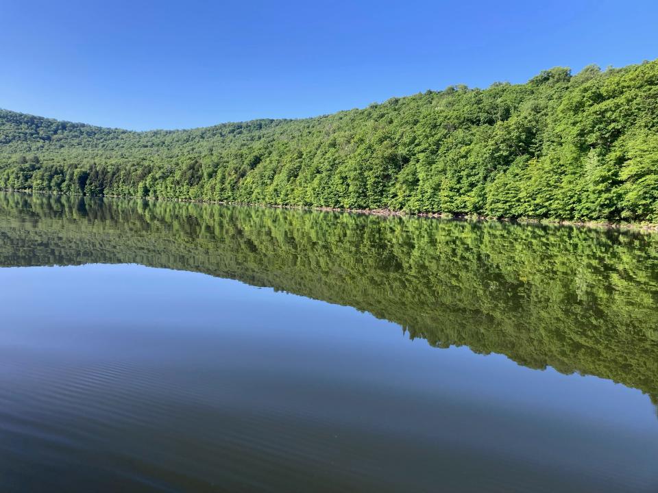 The 24-mile long Allegheny Reservoir, in the heart of the Allegheny National Forest, is a great spot for boating, paddle sports, camping and fishing.