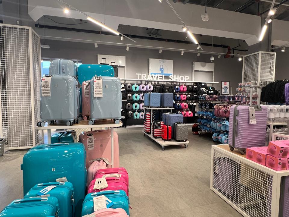 primark travel shop