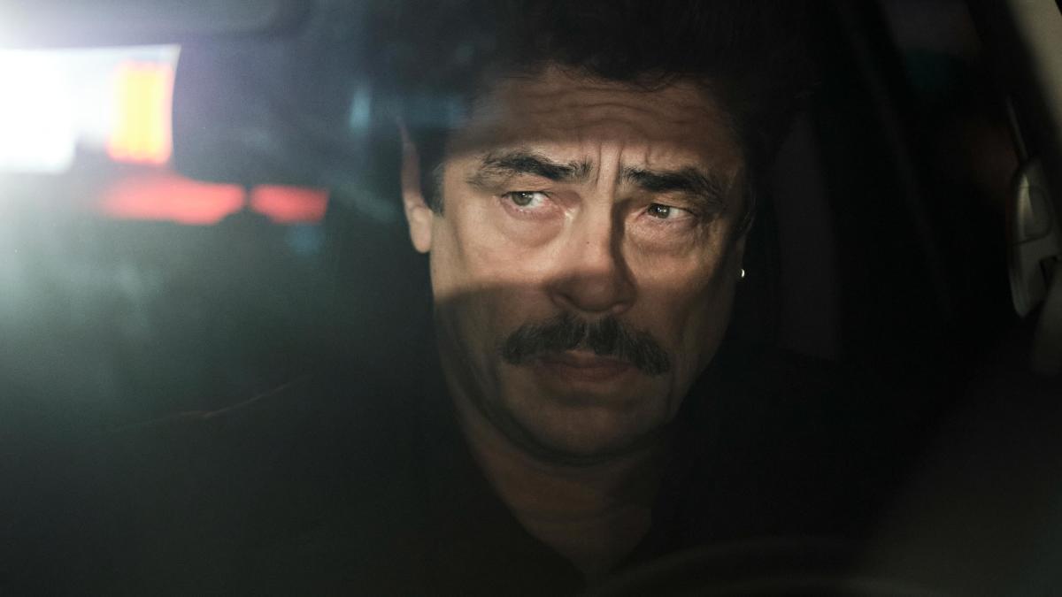 Reptile' Review: Benicio del Toro in a Grisly Homicide Thriller