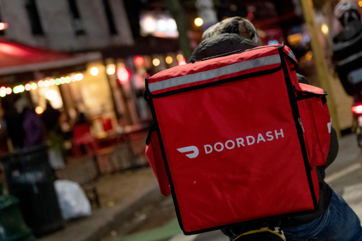 DoorDash announces an additional way for its delivery workers, dashers, can earn. (Photo by Alexi Rosenfeld/Getty Images)