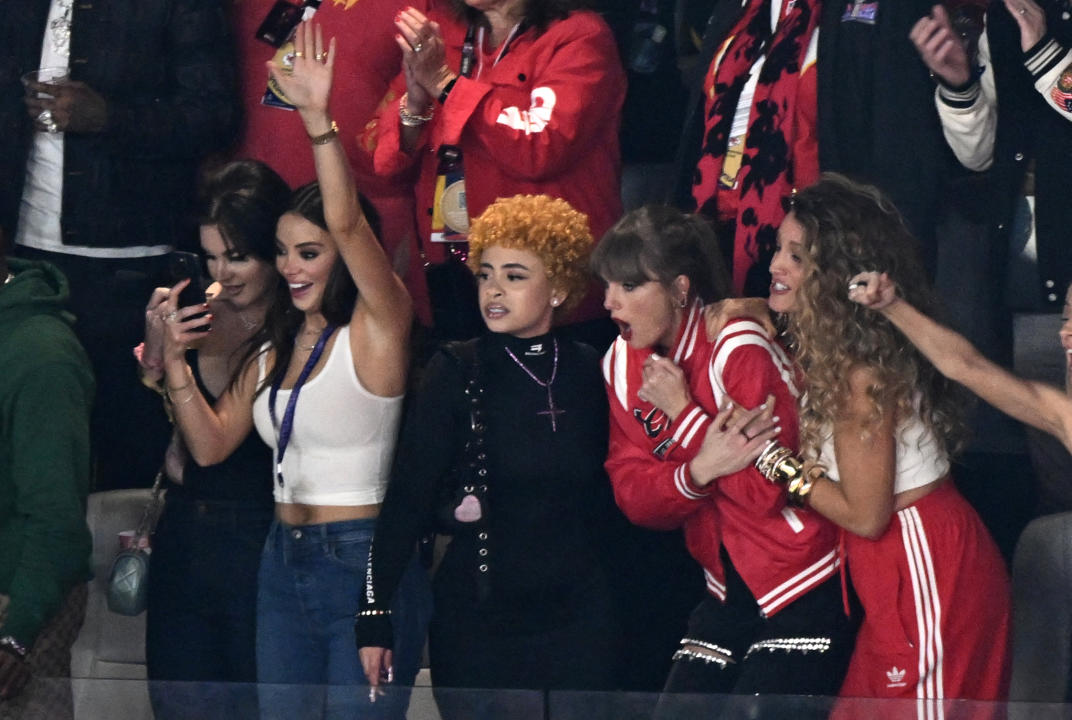 US singer-songwriter Taylor Swift, US actress Blake Lively, US rapper Ice Spice and US singer-songwriter Lana Del Rey (L) react during Super Bowl LVIII between the Kansas City Chiefs and the San Francisco 49ers at Allegiant Stadium in Las Vegas, Nevada, February 11, 2024. (Photo by Patrick T. Fallon / AFP) (Photo by PATRICK T. FALLON/AFP via Getty Images)