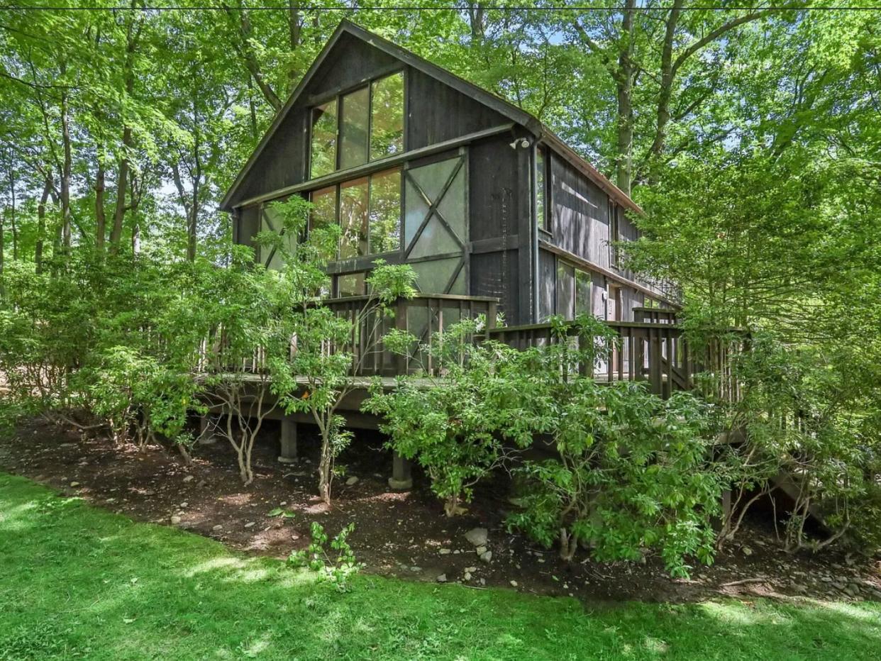 Custom Vermont Maple Barn on 4 Acres