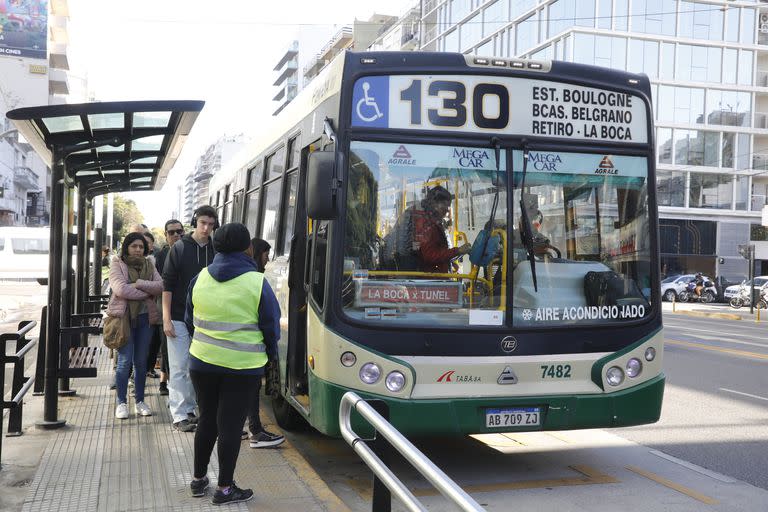 La UTA amenaza con paralizará el servicio este lunes en el AMBA