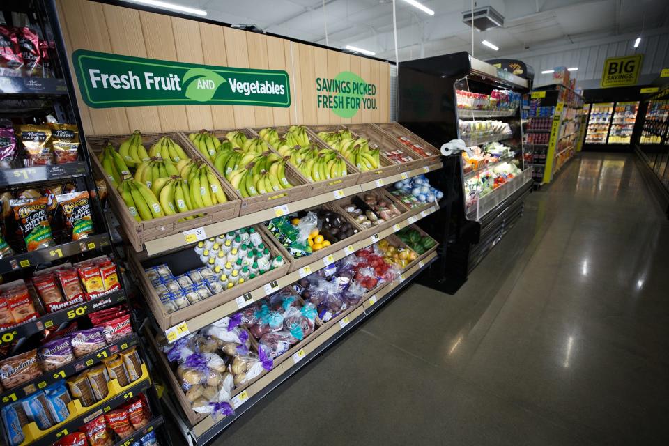 Dollar General now sells fresh produce at more than 5,000 locations, including five stores in Washington County, Md., and four in Franklin County, Pa.